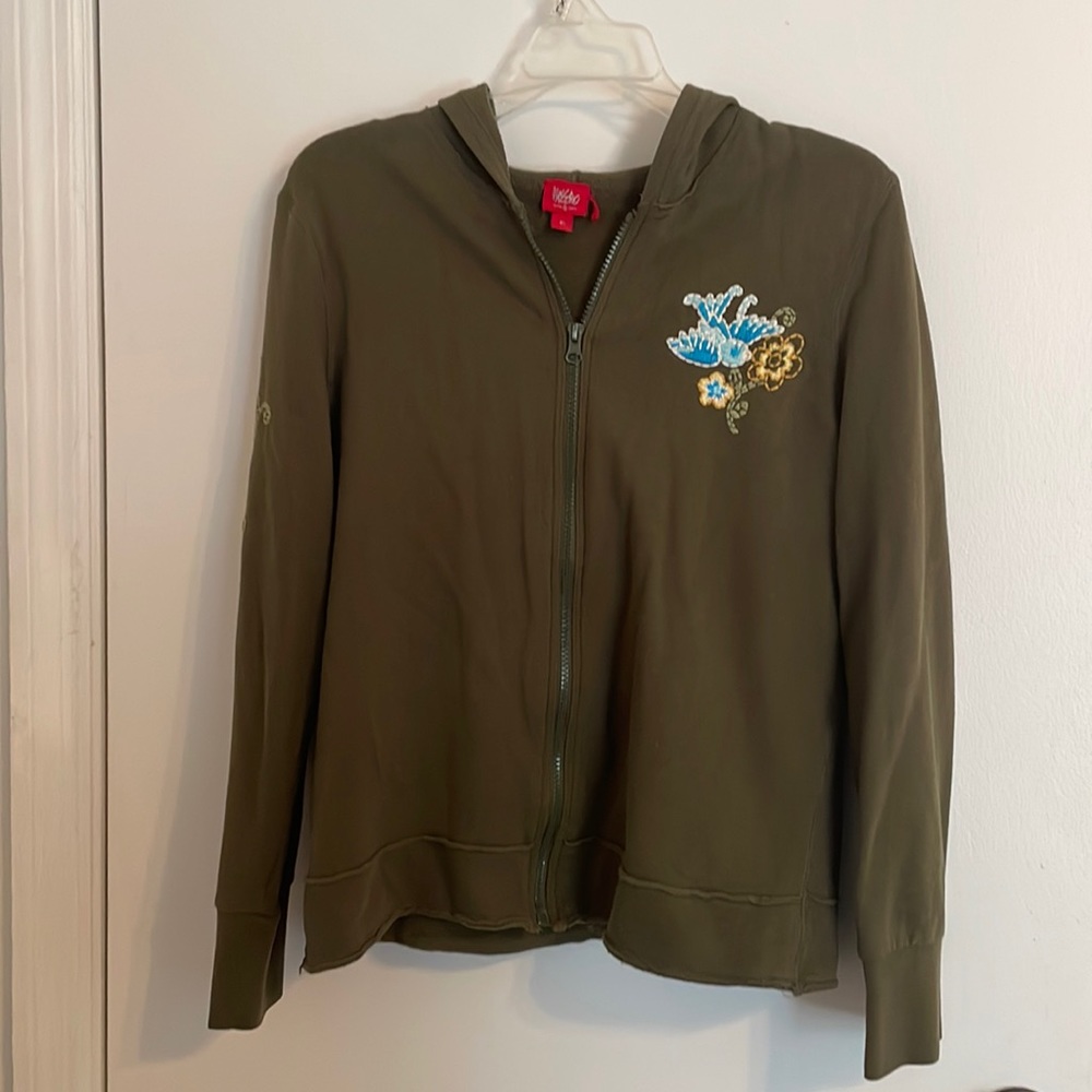 Green embroidered hoodie